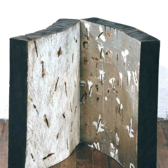 Madera y hojilla de plata 49x40x47 cm